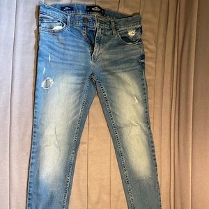 Hollister Medium-Wash Skinny Distressed Jeans